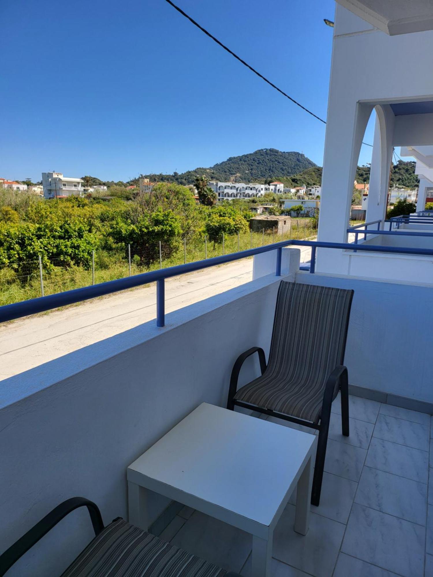 Pyrgos Hotel Apartments Kremastí Exterior foto